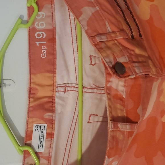 Gap Fatigue Jeans - Picture 2 of 2